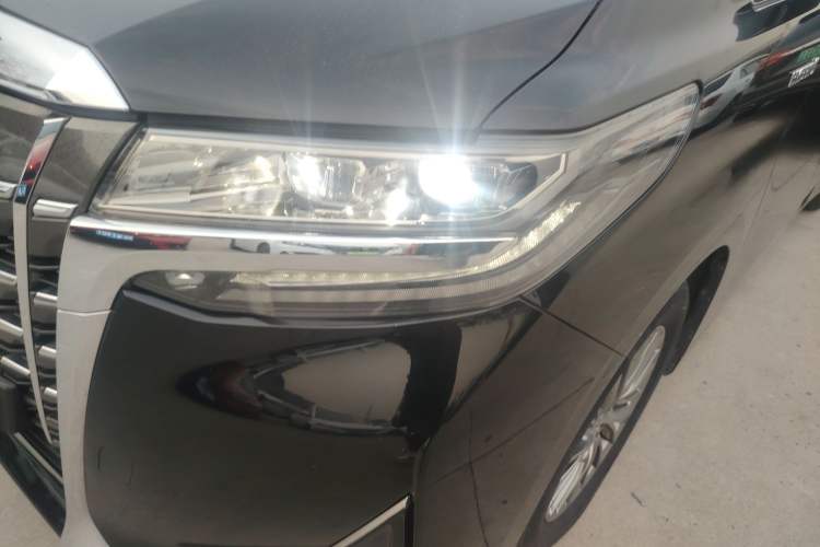 Used Toyota Alphard 2021 Dual-Engine 2.5L Prestige Edition