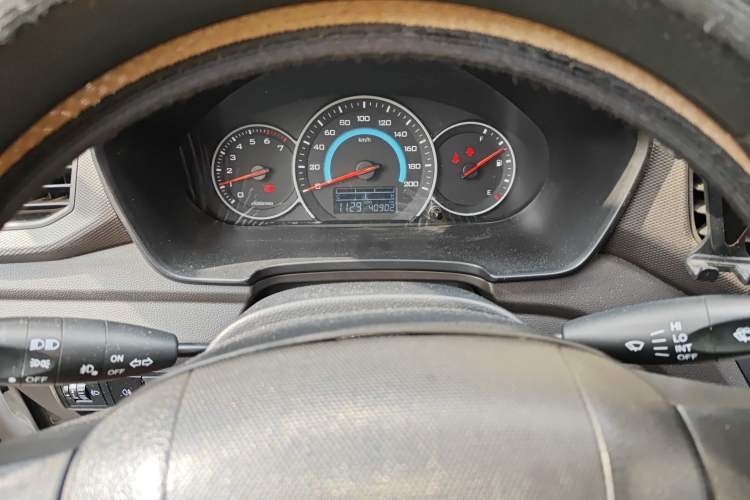 Used Wuling Hongguang V 2019 1.5L Enjoyment Version China VI LAR