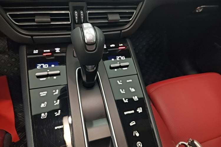 Used Porsche Macan 2023 Macan 2.0T