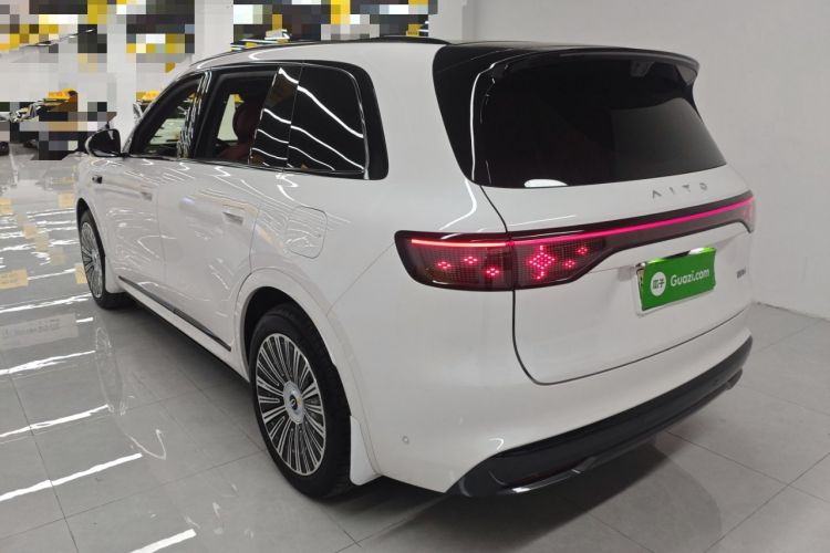 Used Hima AITO M8 2025 Extended-Range Ultra Version 53.4 kWh 6-Seater Edition
