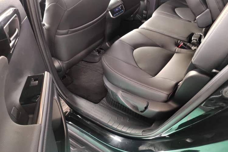 Used Toyota Highlander 2022 Dual-Engine 2.5L Two-Wheel Drive Elite Edition 7-Seater Left Rear Seat