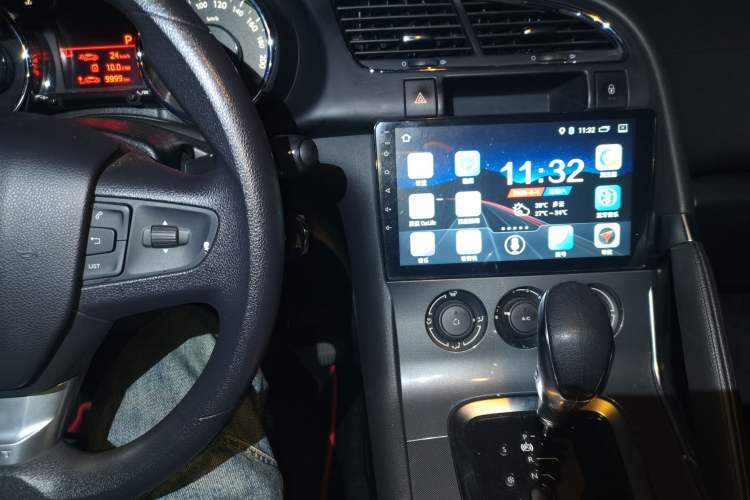 Used Peugeot 3008 2016 2.0L Automatic Classic Edition Audio And AC Panel