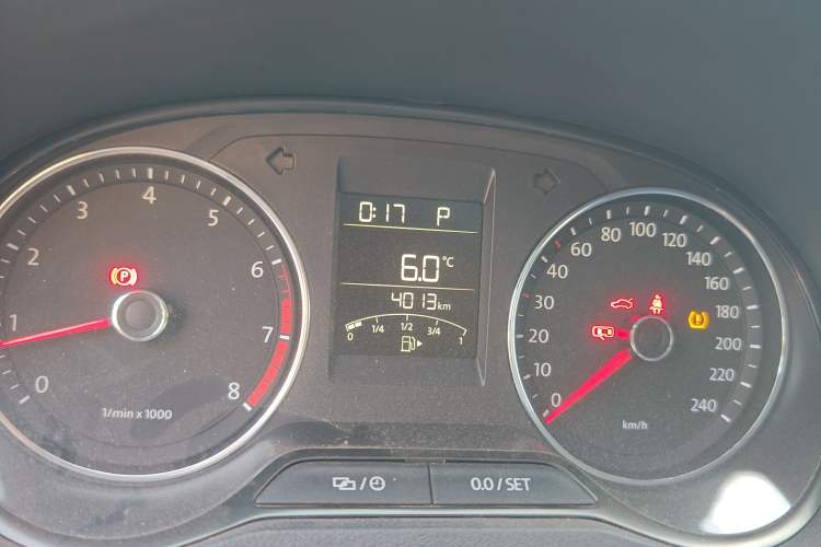 Used Volkswagen Polo 2014 1.4L Automatic Comfort Edition
