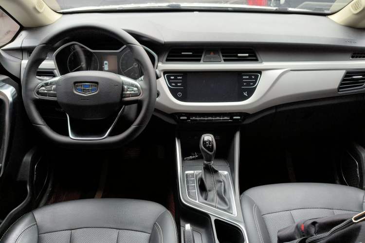 Used Geely Auto Vision X3 2019 Upgraded Model 1.5L CVT Prestige Version