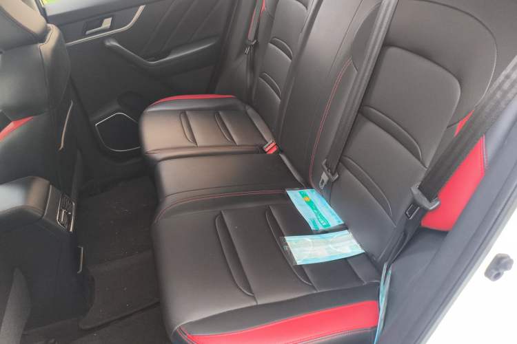 Used Venucia T60 2020 1.6L CVT Smart Enjoyment Edition China VI standard