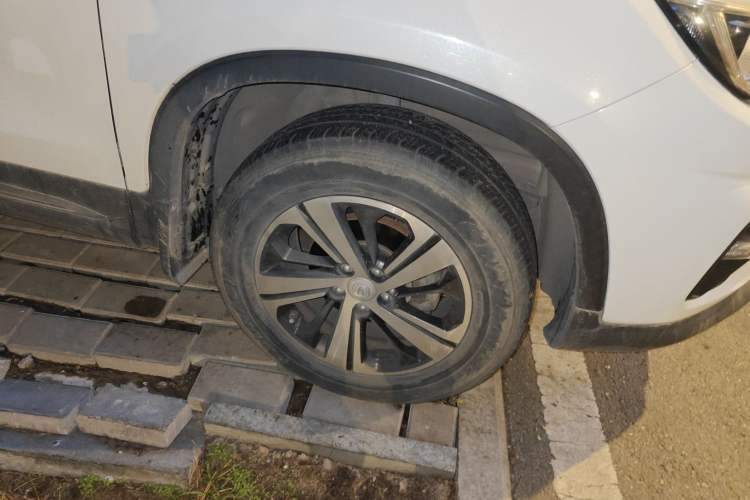 Used CHANGAN CS75 2018 280T Manual Smart Edition China V Standard Right Front Wheel Hub