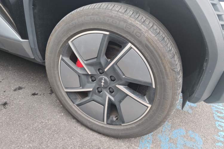 Used Formula Leopard Titanium 3 2025 501KM All-Wheel Drive Intelligent Driving Ultra Version