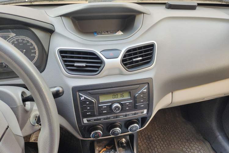 Used FAW Xiali N5 2014 1.0L Manual Standard Edition
