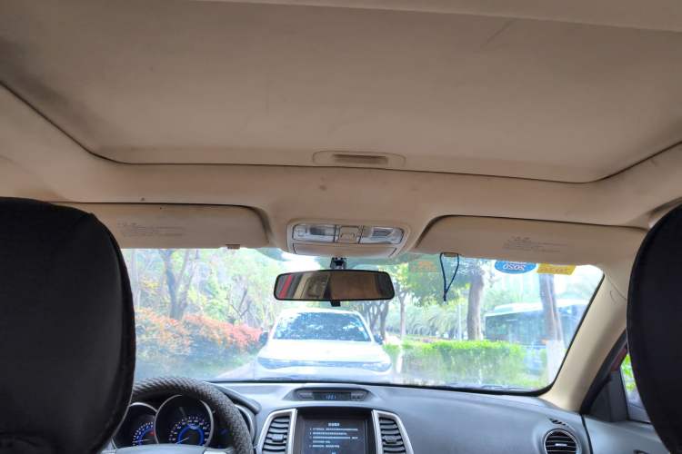 Used CHANGAN Eado 2015 1.6L Automatic Luxury Model