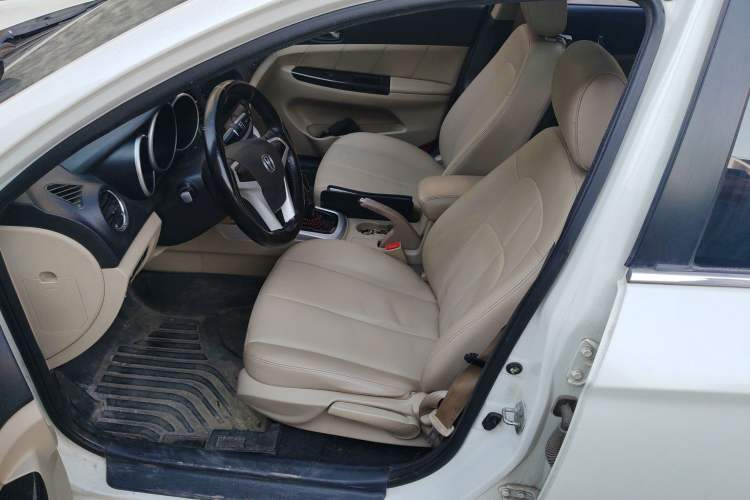 Used Changan Eado 2014 1.6L Manual Luxury Model
