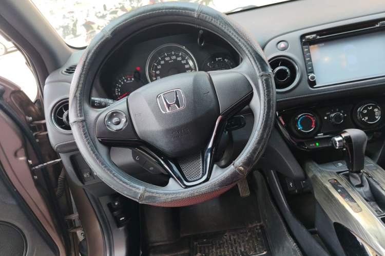 Used Honda XR-V 2015 1.8L EXi CVT Comfort Version
