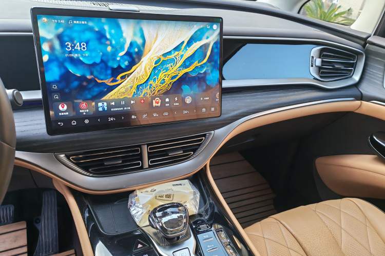 Used Denza D9 2024 DM-i 980 Four-Wheel Drive Prestige Model
