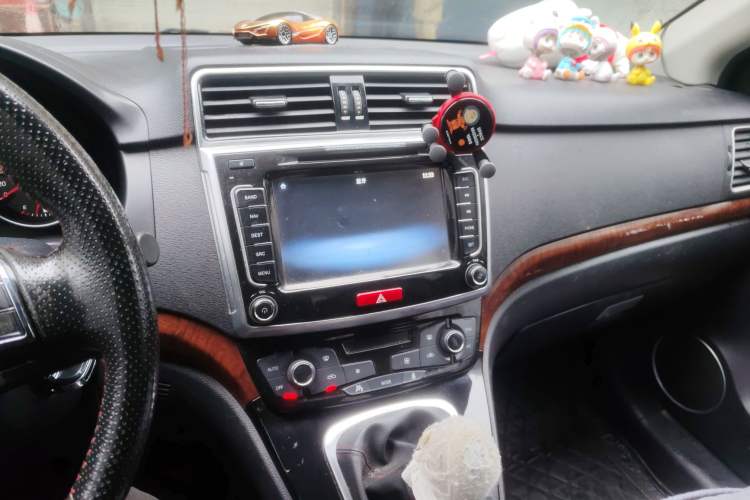 Used Haval H6 2015 Sport Edition 1.5T Manual Two-Wheel Drive Elite Model
