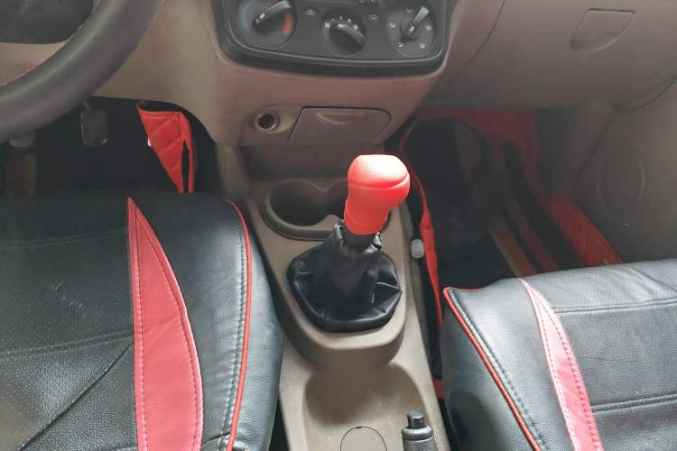 Used Wuling Hongguang 2010 1.2L Comfort Edition China IV
