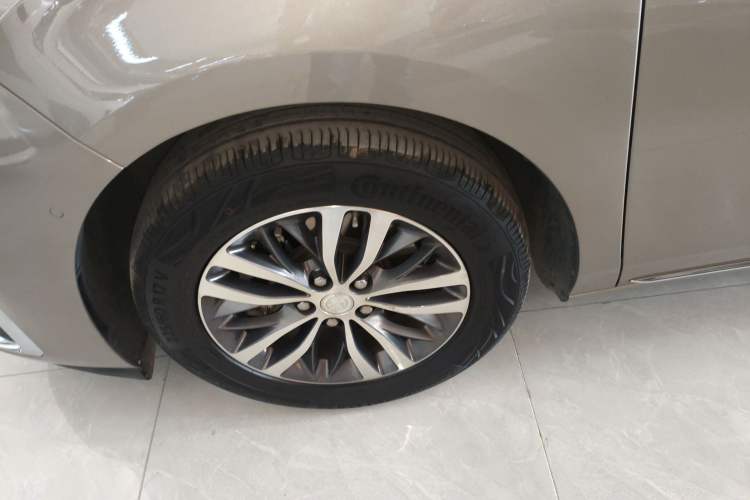 Used Buick GL8 2023 ES Lu Zun Deluxe Model
