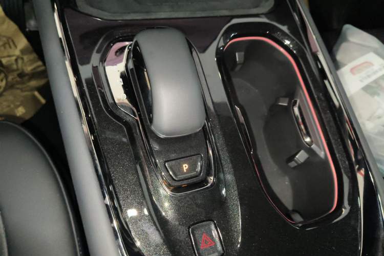 Used Zeekr 009 2024 7-Seater Walk-Through Version Four-Wheel Drive 108 kWh
