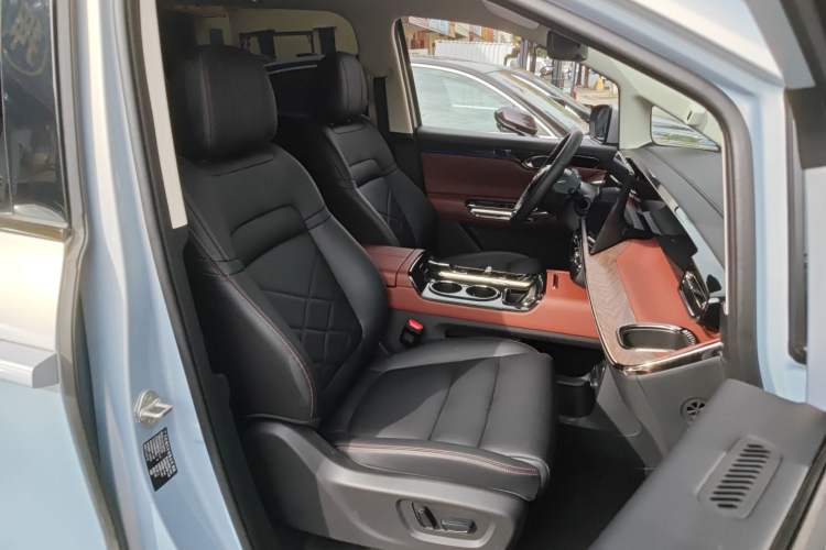 Used GAC Trumpchi E8 New Energy 2024 150km MAX+
