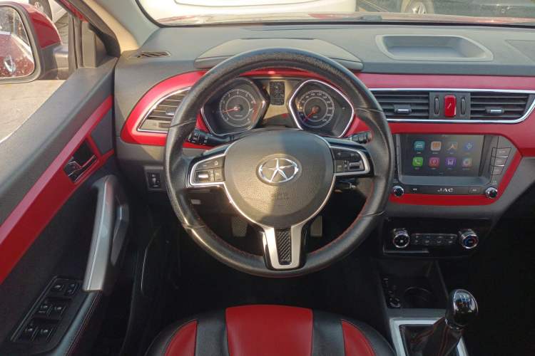 Used JAC Group Refine S2 2015 1.5L Manual Luxury Model Steering Wheel
