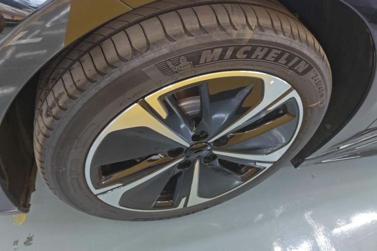 Used Nio ET5T 2025 75 kWh Touring