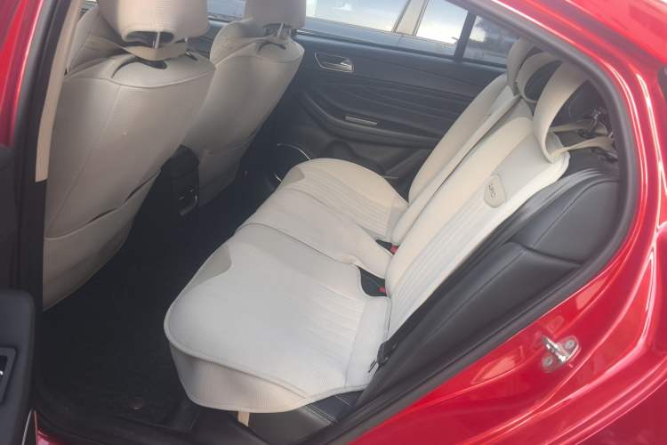 Used Chery Arrizo GX 2019 Pro 1.5T CVT Model Color Version China VI Standard