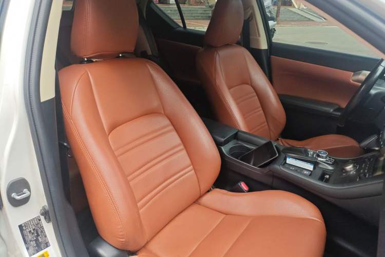 Used Lexus CT 2014 CT200h Elite Edition Monochrome