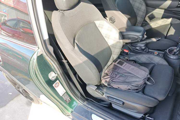 Used MINI 2014 2.0T COOPER S Fun Right Front Seat