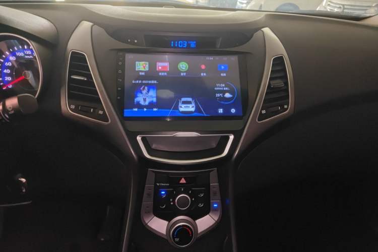 Used Hyundai Elantra (5th Generation / Langdong) 2016 1.6L Automatic Smart Version