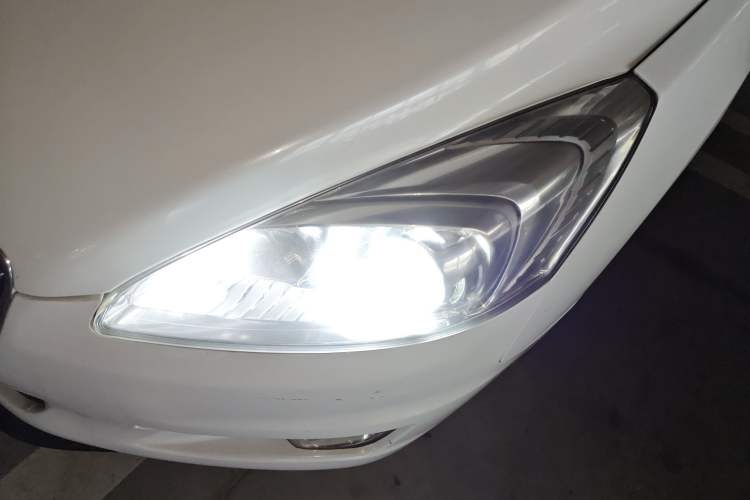 Used Peugeot 508 2013 2.0L 2nd Anniversary Edition with Automatic Sunroof – Classic Version
