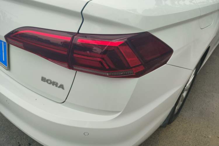 Used Volkswagen Bora 2020 1.5L Automatic Fashion Edition Right Rear Taillight