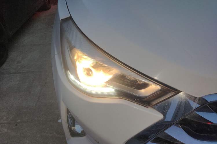 Used JAC Group Refine S3 2017 1.6L CVT Luxury Smart Model