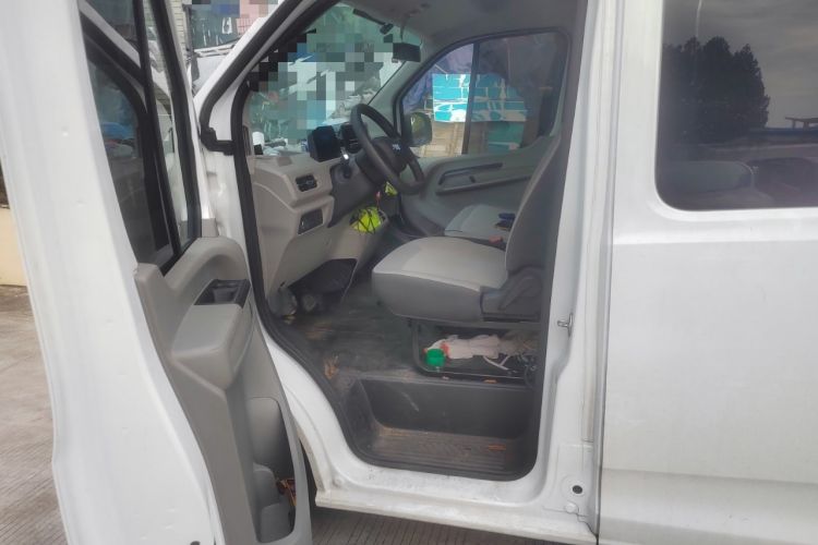 Used JMC E Fushun 2025 Model, Open Window Version, 53.58 kWh, Mid-axle, Mid-roof