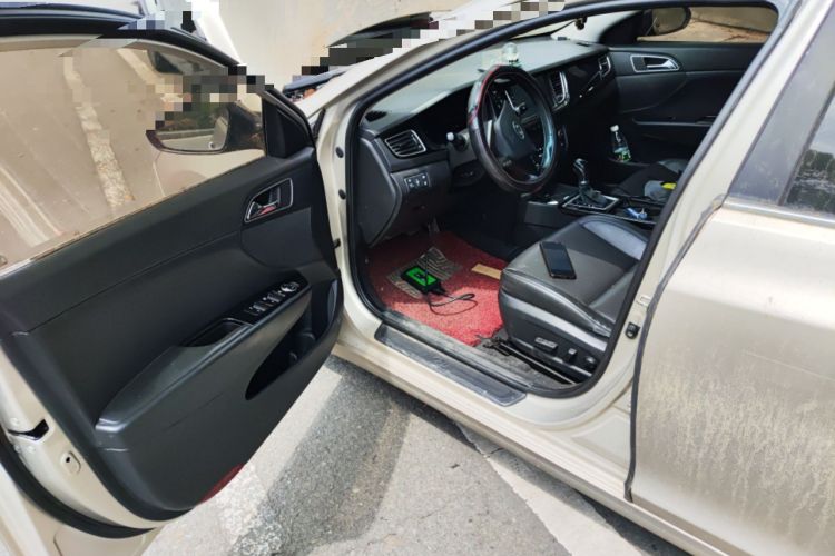 Used Hyundai Mistra 2014 1.8L Automatic Deluxe DLX Model Driver Seat