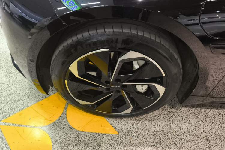 Used Zeekr 001 2023 WE Edition 86 kWh
