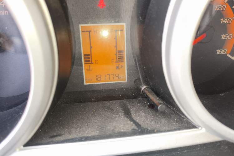 Used CHANGAN KAICHENG Ounuo S 2015 1.5L CNG Model
