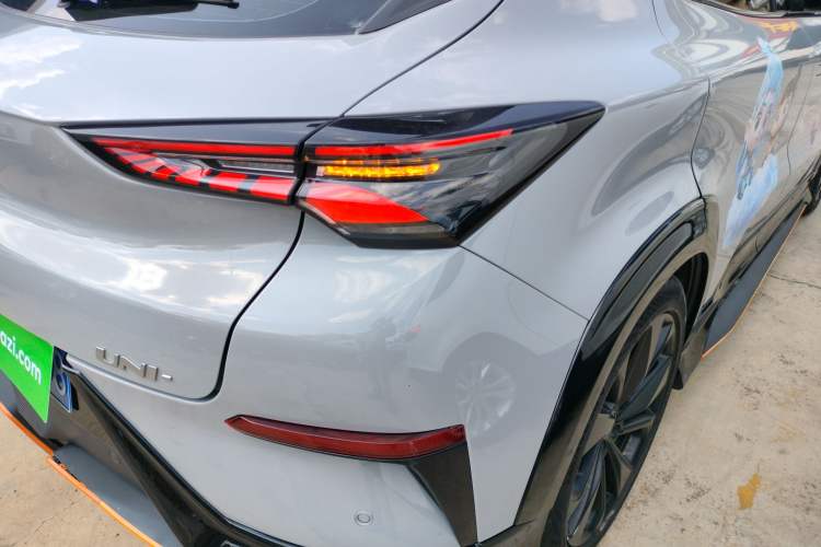 Used Changan UNI-T 2022 2.0T Sport Edition Flagship Version
