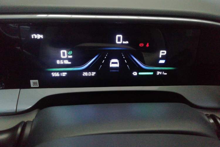 Used Geely Galaxy Geome 2025 410 km Free Version