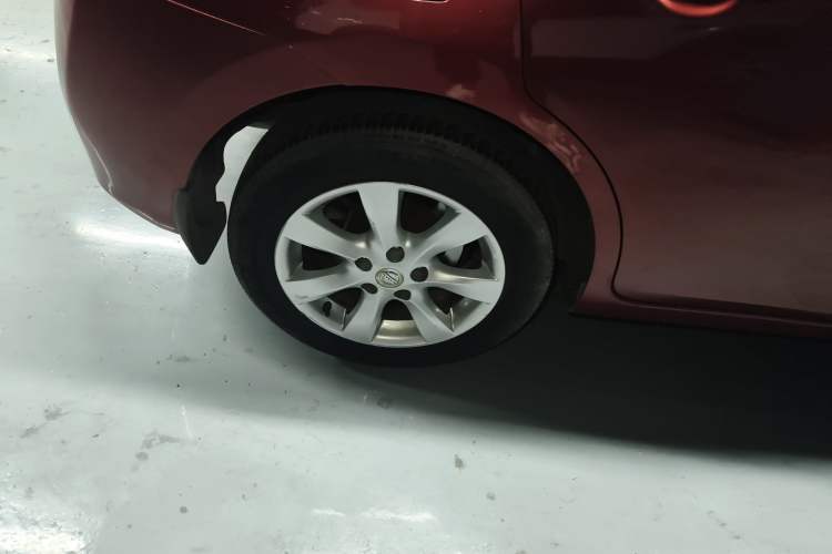 Used Nissan Tiida 2014 1.6L CVT Smart Model