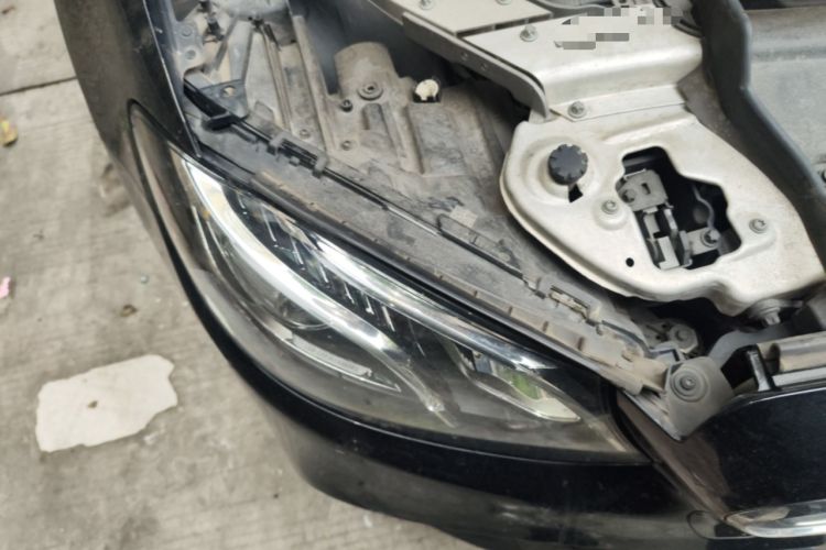 Used Mercedes-Benz E-Class 2020 E 300 L Sporty and Stylish Model