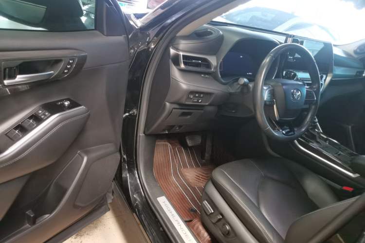 Used Toyota Highlander 2022 Dual-Engine 2.5L Four-Wheel Drive Supreme Edition 7-Seater