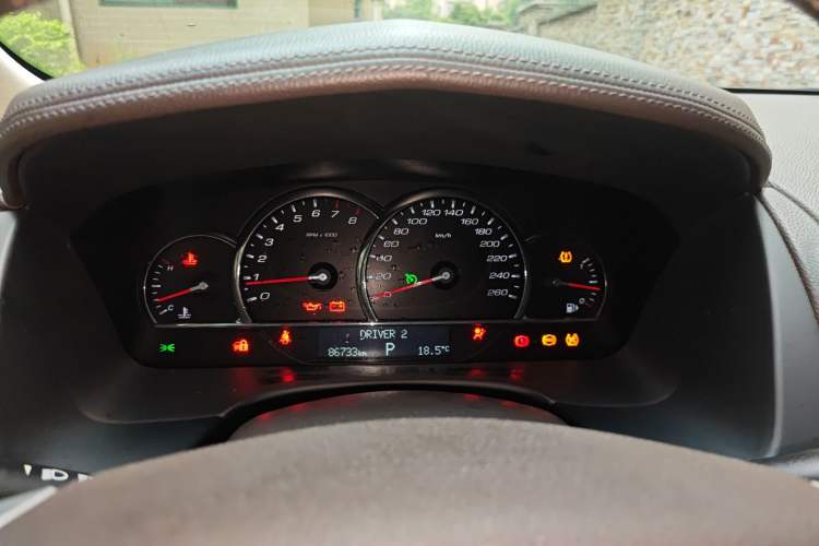 Used Cadillac SLS Seville 2011 2.0T Luxury Edition Instrument Cluster
