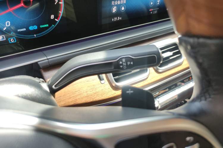 Used Mercedes-Benz GLS 2023 GLS 450 4MATIC Luxury Model Gear Lever