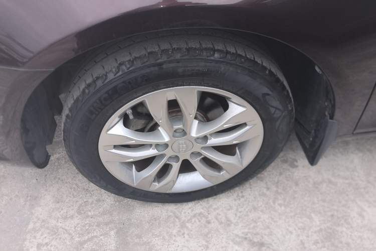 Used Geely Auto Emgrand 2016 Sedan 1.5L Manual Upward Edition