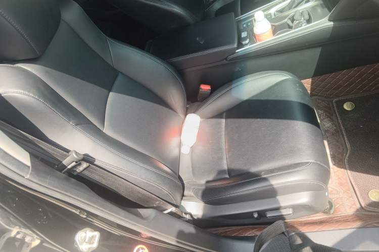 Used Honda Accord 2018 260TURBO Luxury Edition China VI Right Front Seat