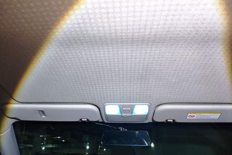 Used Hyundai Veloster 2012 1.6T Automatic Luxury Edition Headliner