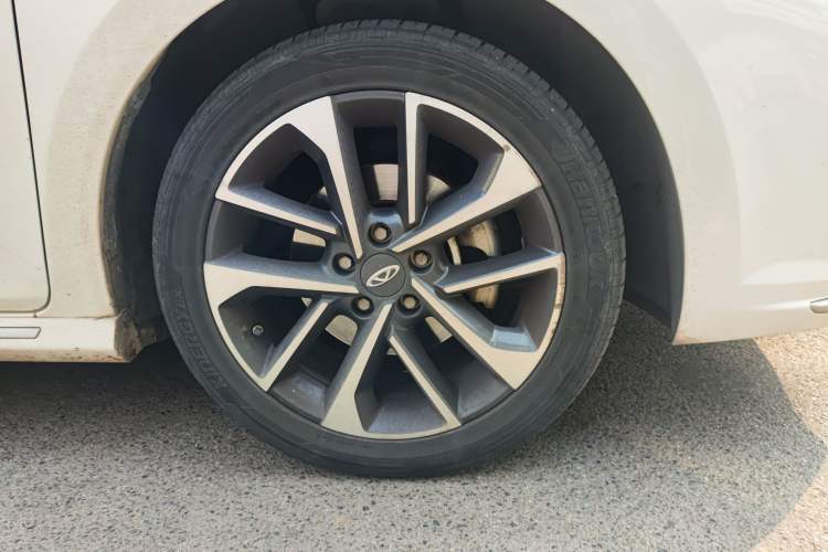 Used Chery Arrizo GX 2018 1.5T Manual Version Emission Standard China V Right Front Wheel Hub