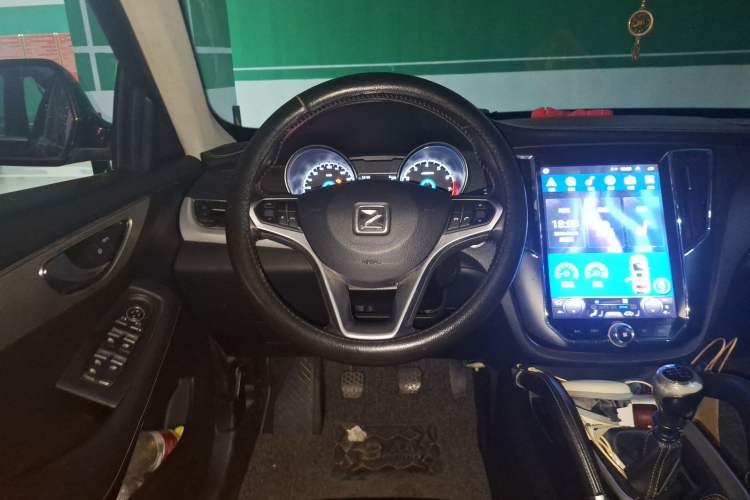 Used Zotye SR7 2016 1.5T Manual Cube Road Edition China V Standard