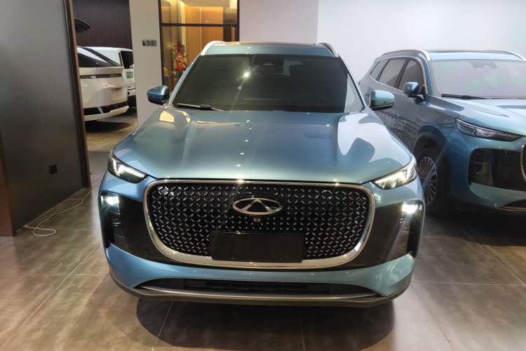 Used Chery Tiggo 8 PLUS C-DM 2025 1.5T 116 km Prestige Version 5 Seats Front