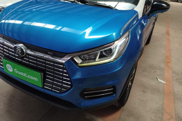 Used BYD Yuan New Energy 2018 EV360 Smart Connected Cool Model