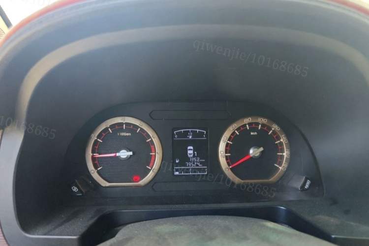 Used FORTHING Lingzhi 2017 V3 1.5L 7-Seater Comfort Model Instrument Cluster