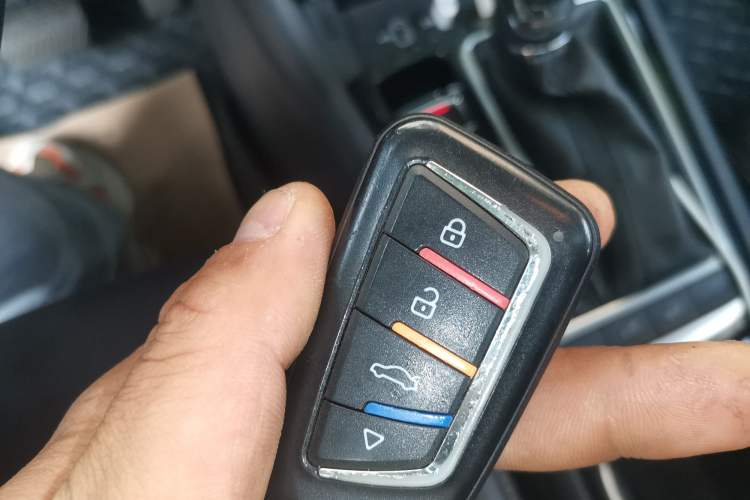 Used Roewe RX3 2020 1.6L CVT 4G Connected Ultra-Cool Flagship Edition
